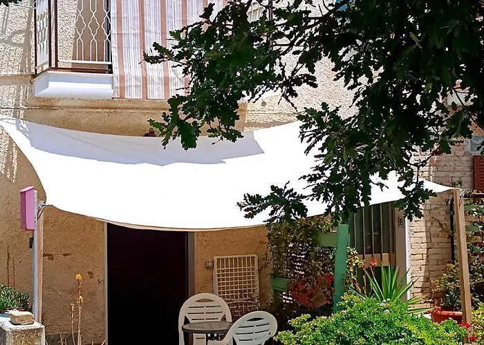 La Ciammaruca Oda ve Kahvaltı 3*